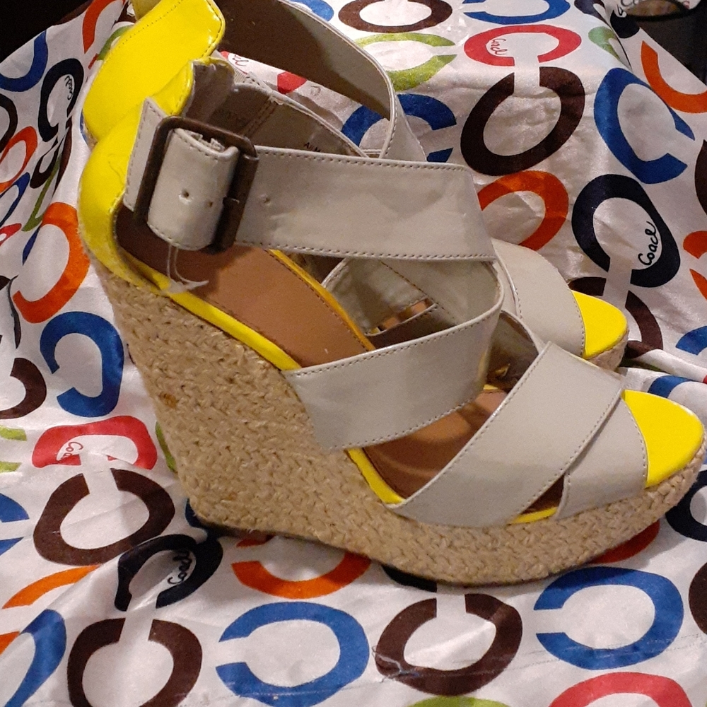 Xhilaration Wedges